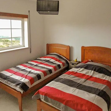 Oceanview Cliff Retreat, Cleaning Included Villa *