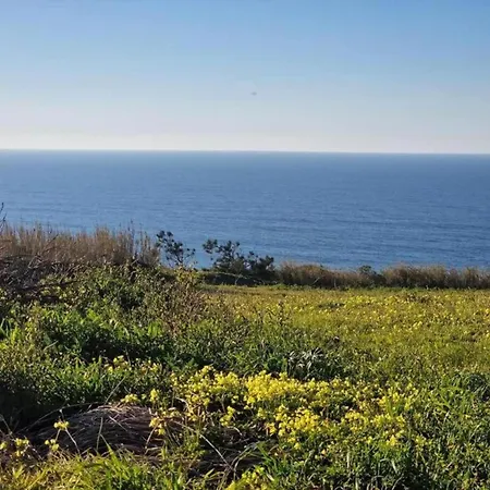 Oceanview Cliff Retreat, Cleaning Included