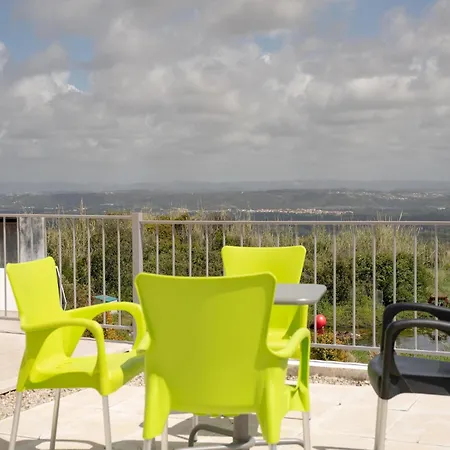 Oceanview Cliff Retreat, Cleaning Included Caldas Da Rainha
